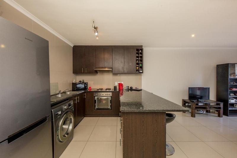 To Let 2 Bedroom Property for Rent in Parklands North Western Cape